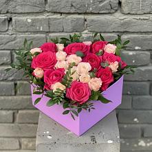 Цветочная композиция из Розы в коробке в Кировский Курской области