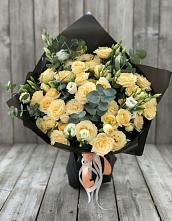 Букет цветов из:  Розы и Лизиантусы #REPLACE_PRED# Кировский Курской области