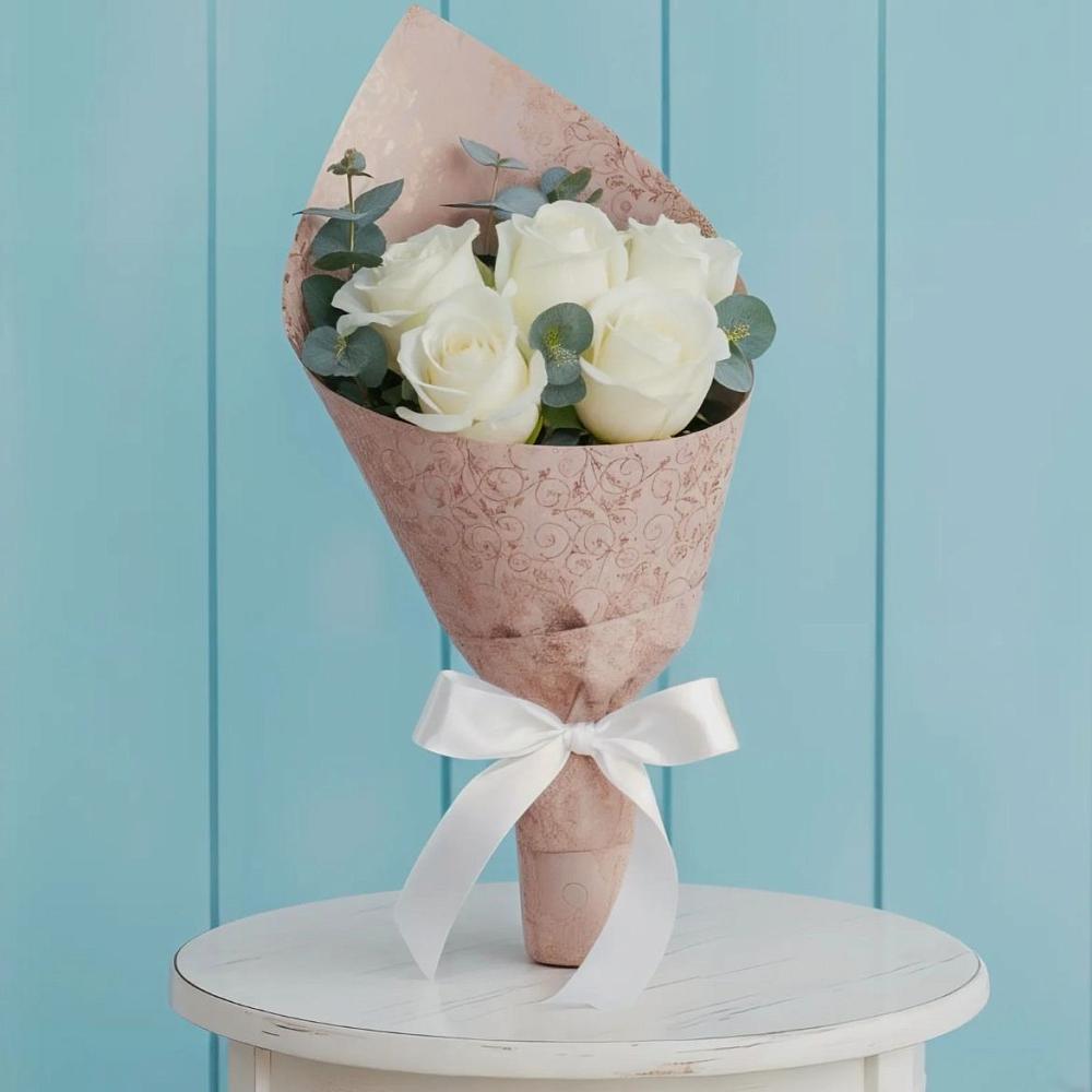 Букет цветов из: Розы в Кировский Курской области