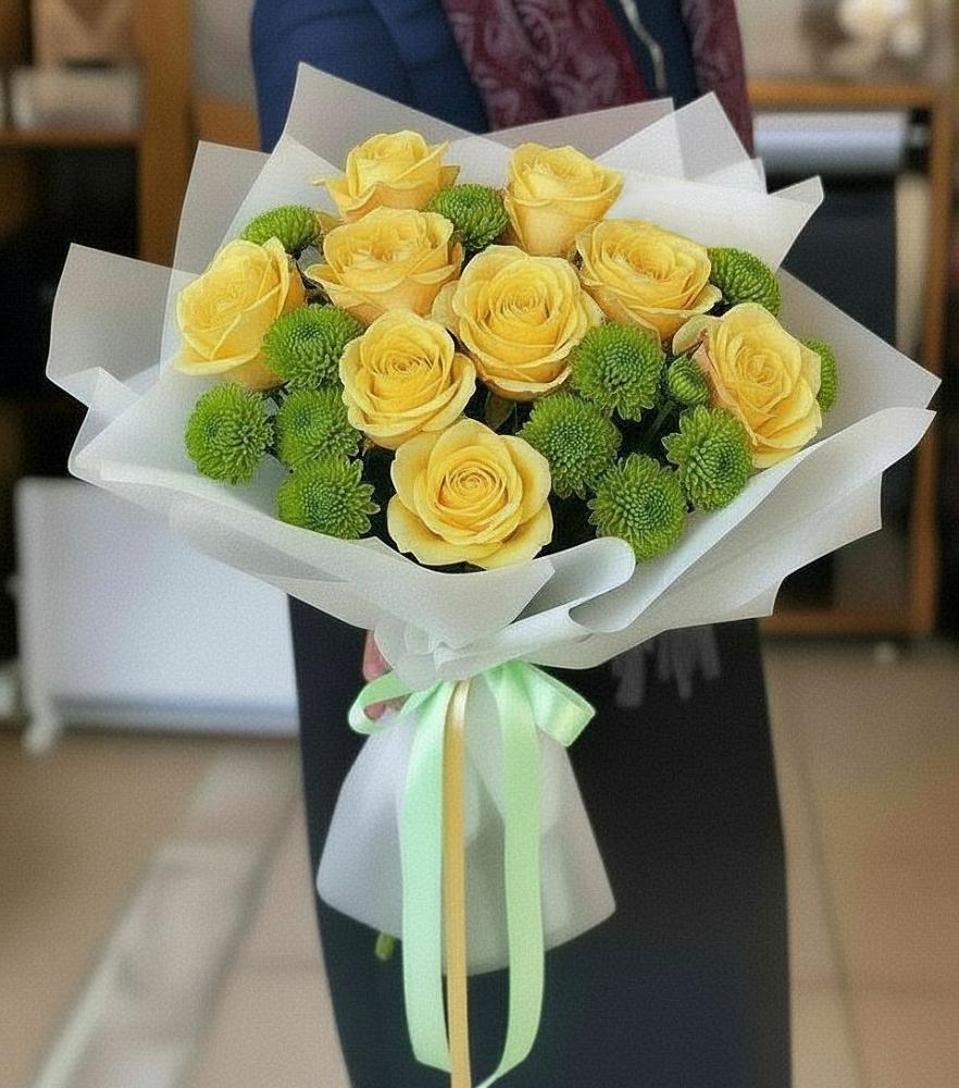 Букет цветов из: Хризантемы и Розы в Кировский Курской области
