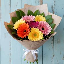 Букет цветов из:  Герберы в Кировский Курской области