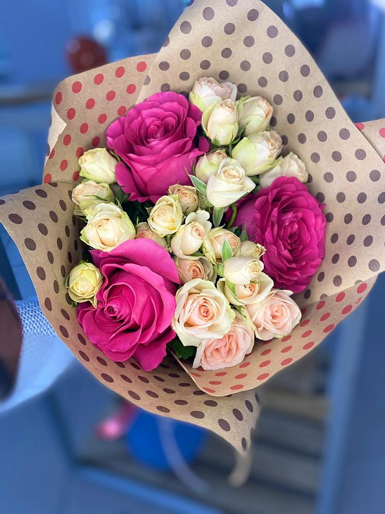 Букет цветов из: Розы в Кировский Курской области