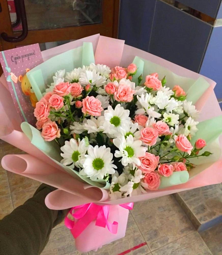 Букет цветов из: Розы и Хризантемы в Кировский Курской области