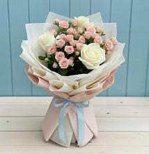 Букет цветов из:  Розы в Кировский Курской области