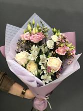 Букет цветов из:  Альстромерии, Розы и Лизиантусы #REPLACE_PRED# Кировский Курской области