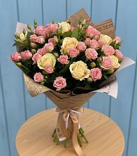 Букет цветов из:  Розы в Кировский Курской области