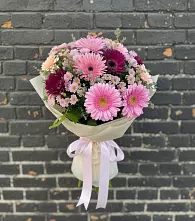 Букет цветов из:  Герберы и Хризантемы #REPLACE_PRED# Кировский Курской области