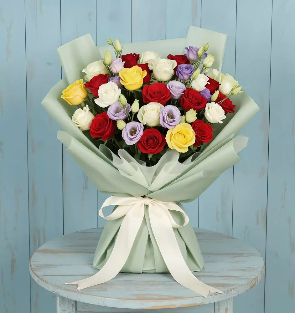 Букет цветов из: Розы в Кировский Курской области