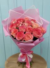 Букет 15 Розовых роз Равель в Кировский Курской области