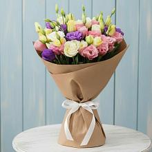 Букет цветов из:  Лизиантусы в Кировский Курской области